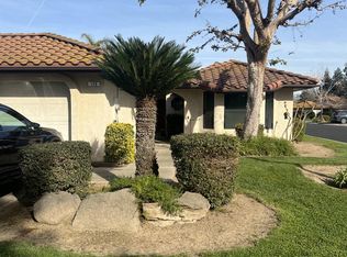 139 King Ln, Madera, CA 93637