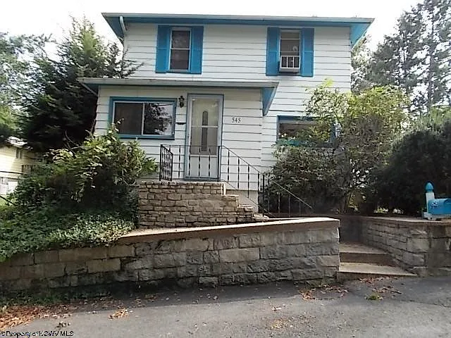 545 Wisconsin Ave photo 1