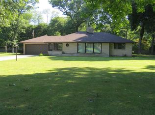 1706 Lincolnway E, Goshen, IN 46526