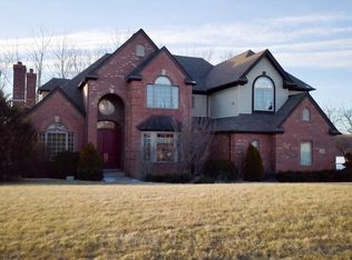 24230 S Lakeside Trl, Crete, IL 60417