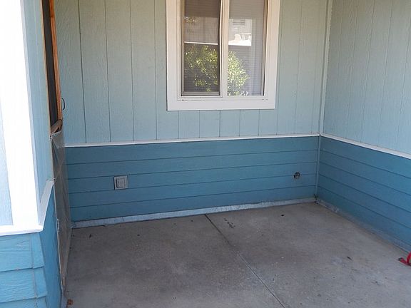 4th image of 1150 W 8th St Unit B