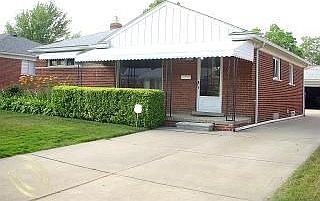 1st image of 23031 Playview St