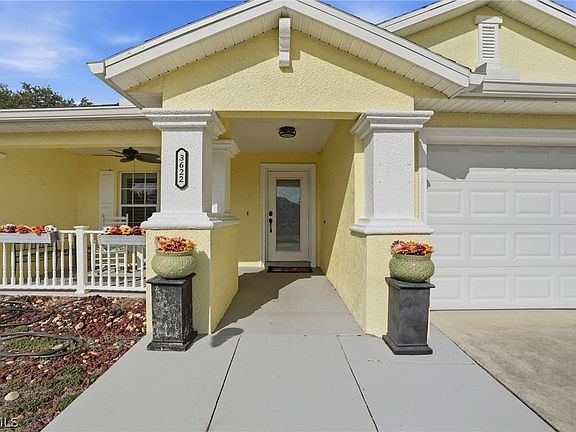 2nd image of 3622 NE 18th Pl