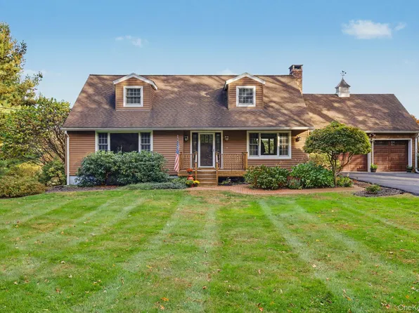 122 Agor Lane, Mahopac, NY 10541