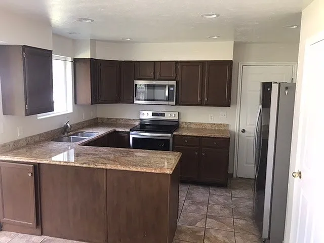 2522 W Cherry Park Ln — Photo 7