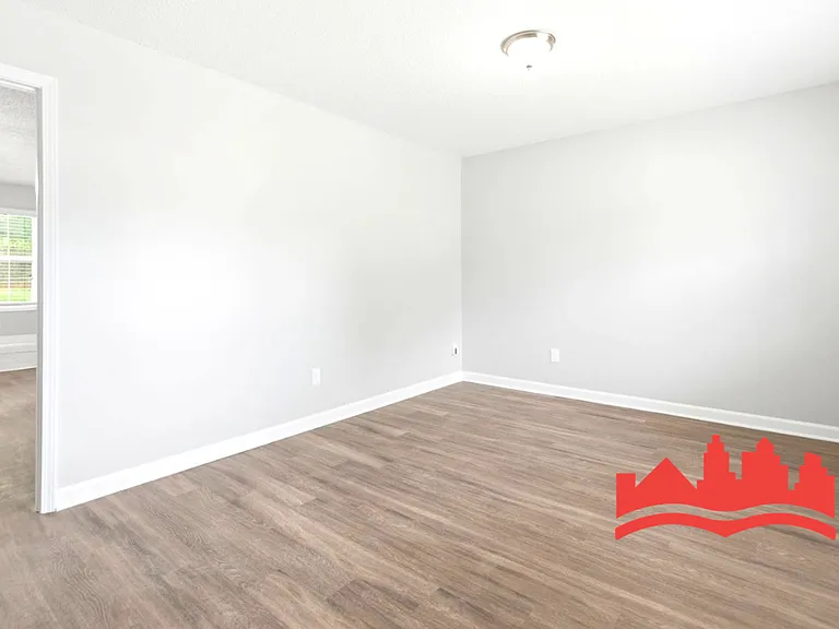 3989 Battlefield Dr — Photo 9
