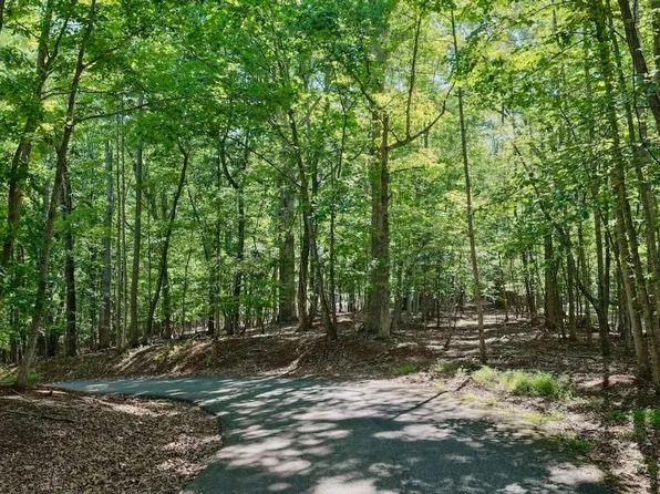 Off Of Charmwood Cir, Moneta, VA 24121
