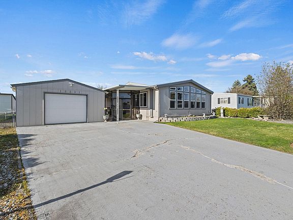 2nd image of 18821 E Montgomery Dr