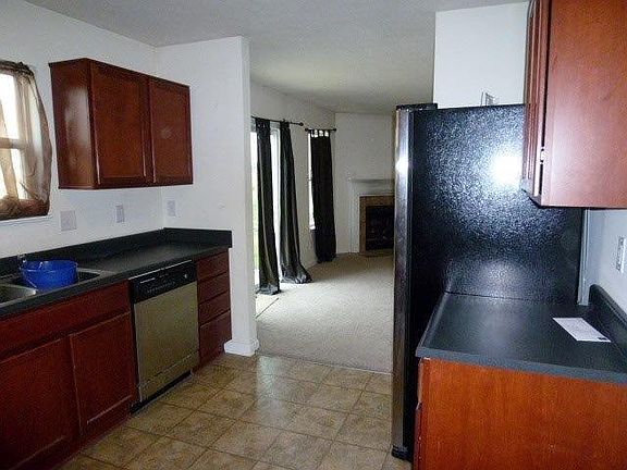 4th image of 4108 S Thompson Dr