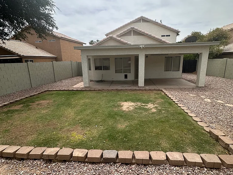 7512 E Navarro Ave — Photo 4