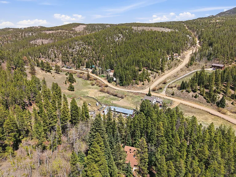 2299 S Beaver Creek Rd — Photo 36