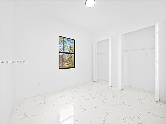 4th image of 326 Louis Ave