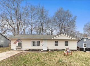 13634 Winchester Ave, Grandview, MO 64030