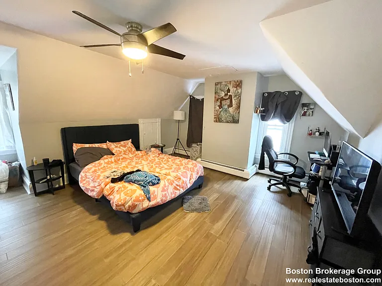 31 Falcon St #2 — Photo 12