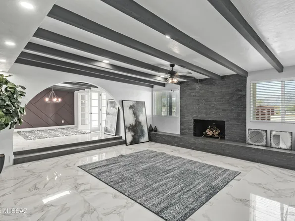 2881 N Longhorn Dr, Tucson, AZ 85749