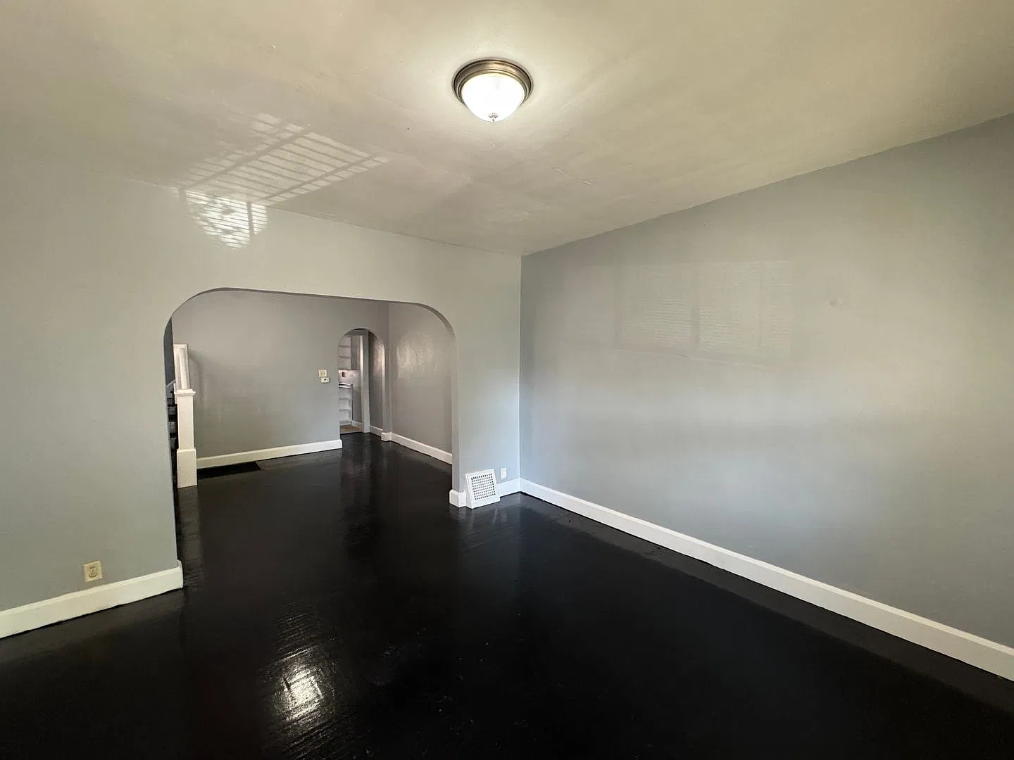 Bates-Hendricks Duplex 3 Bedroom 1 Bath — Photo 2