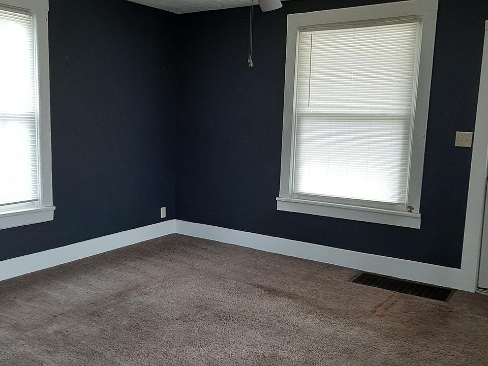 1st image of 1034 Hopley Ave