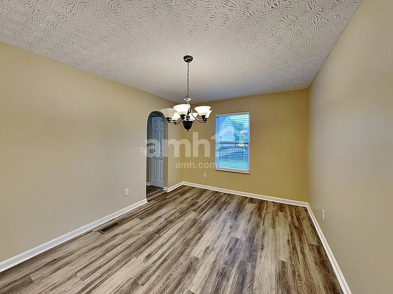 5116 Sand Ct — Photo 9