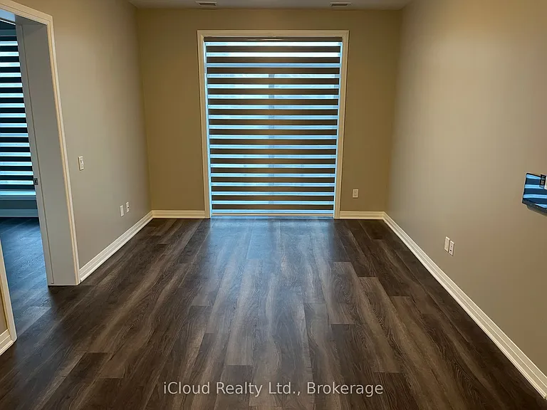 95 Dundas St W #325 — Photo 24