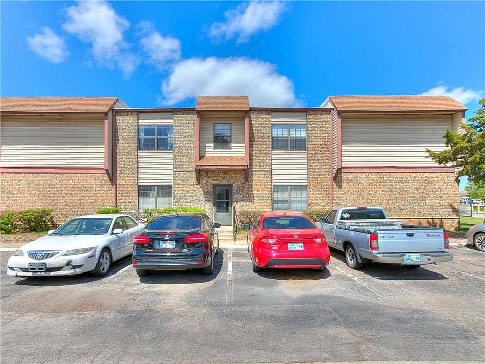 1st image of 401 12th Ave #114