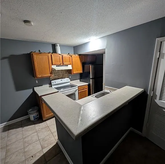 5584 Estates Ct — Photo 1