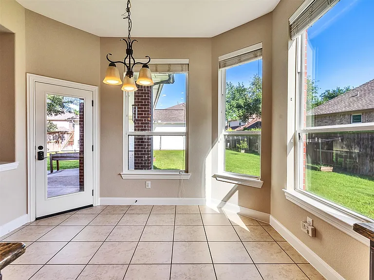 5342 Tyler Park Ln — Photo 24