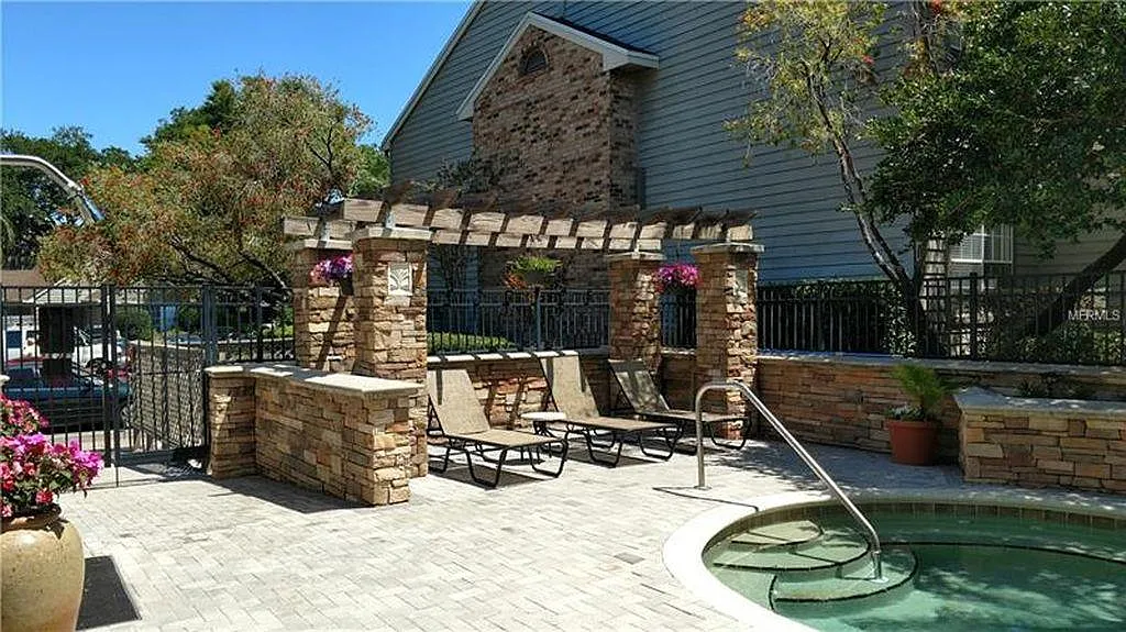 Building Photo - 2500 Winding Creek Blvd