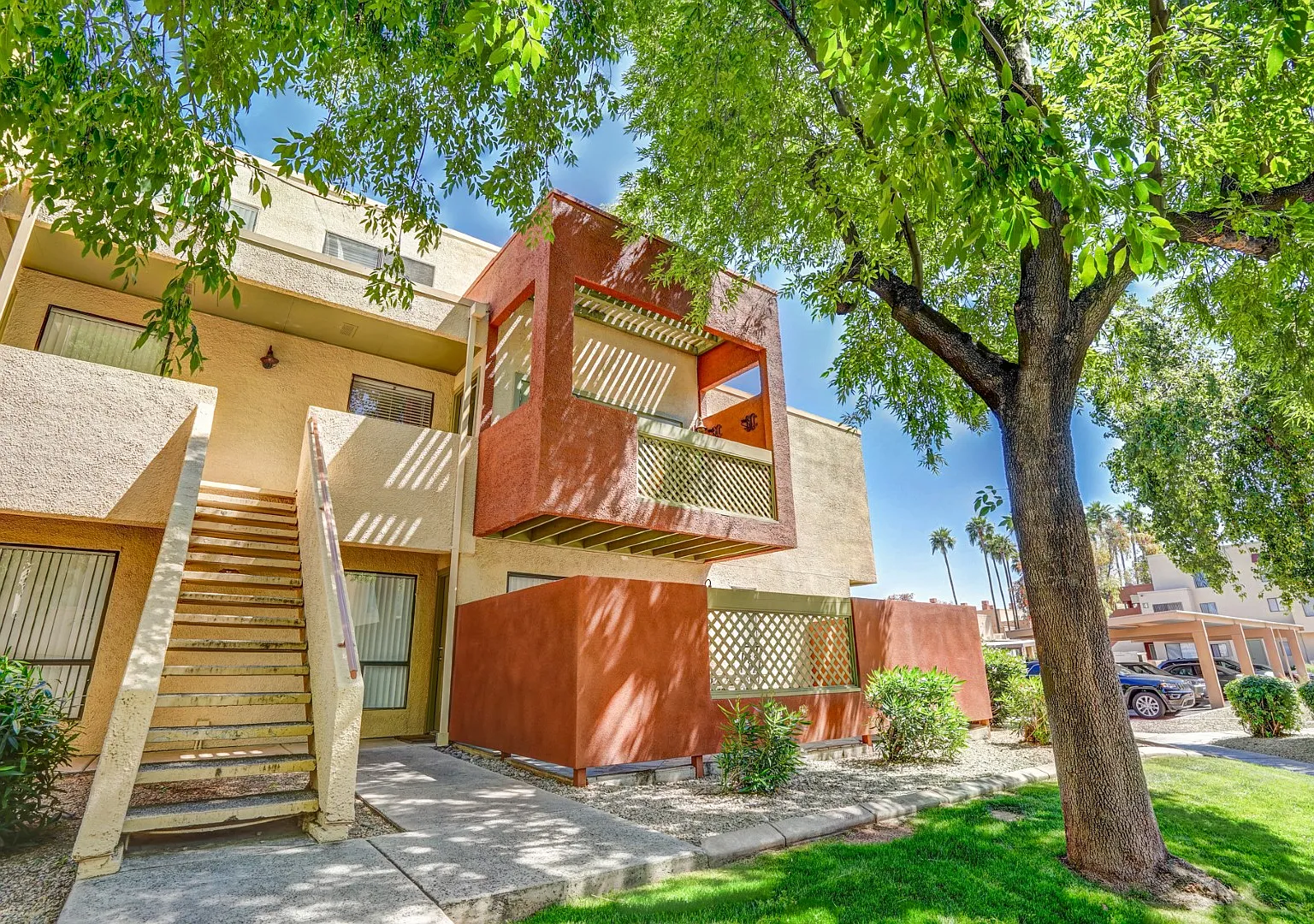 2 bed, 962 sqft, $1,800 — Photo 1