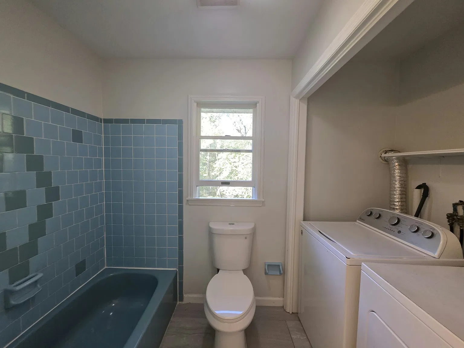 4 bed, $3,600 — Photo 2