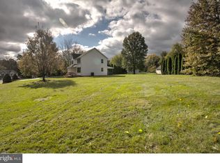 4 Thalia Ln, Birdsboro, PA 19508