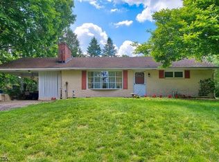 56 Sharrer Rd, Port Murray, NJ 07865