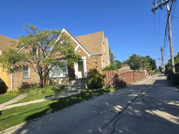 5015 N Monitor Ave, Chicago, IL 60630