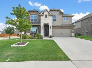 1048 Rosebay Dr, Justin, TX 76247