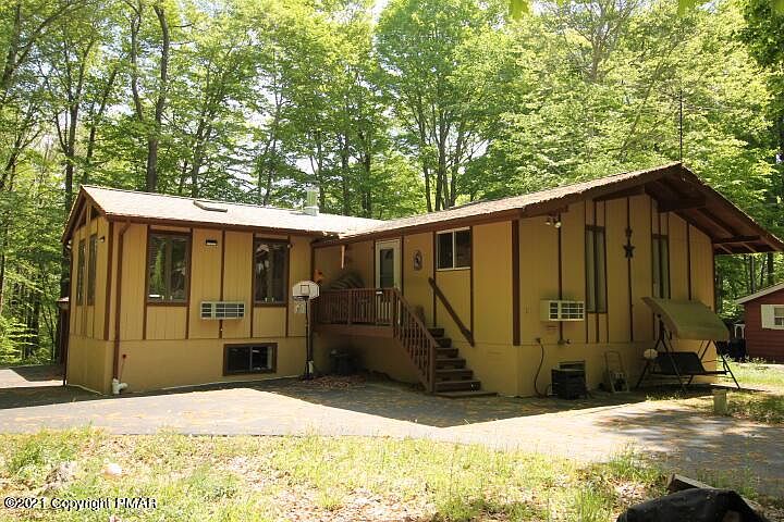 1st image of 137 Mohican Trl