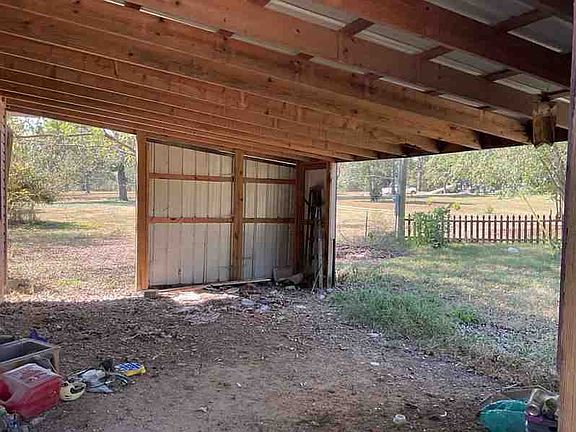 5th image of 17749 Independence Rd