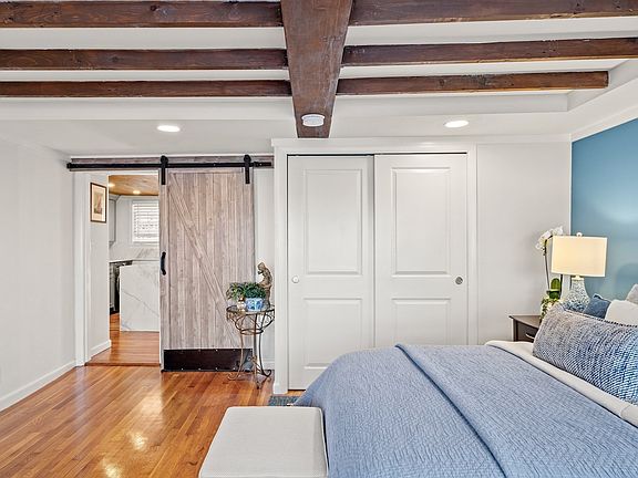 4th image of 7 Lee St #3