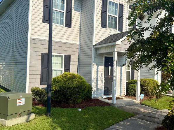 125 W Murrow Ln, Jacksonville, NC