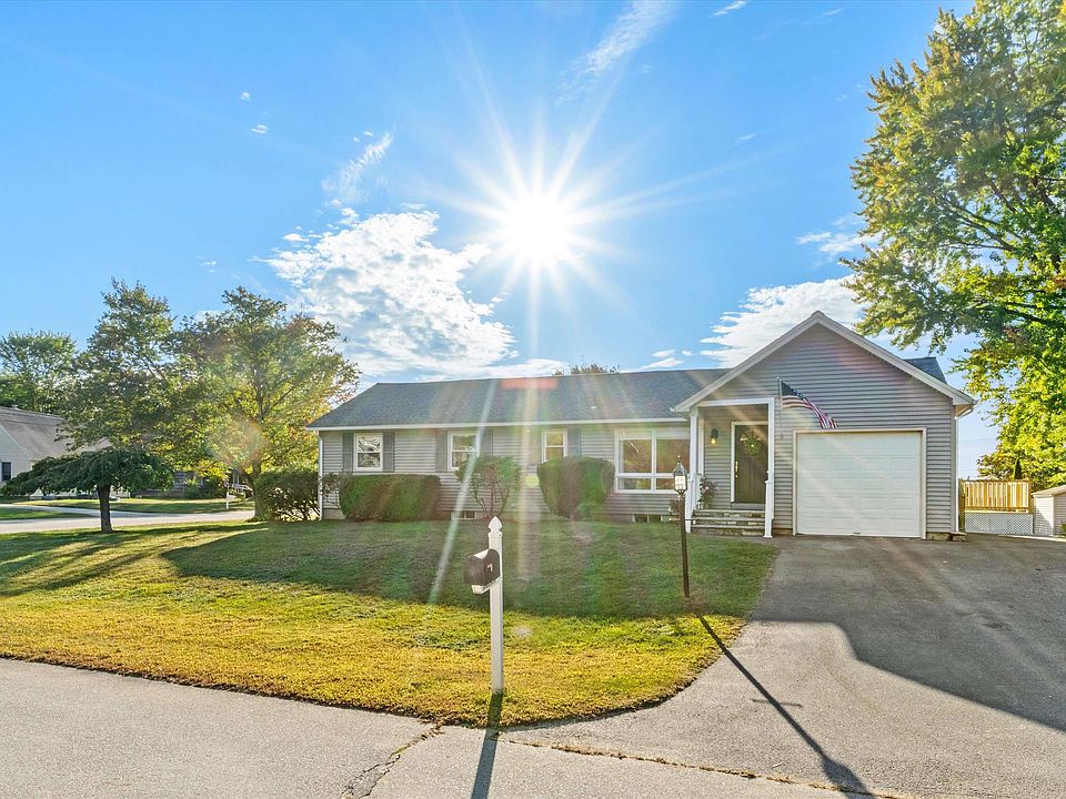 10 Phillips Drive, Hudson, NH 03051 | Zillow