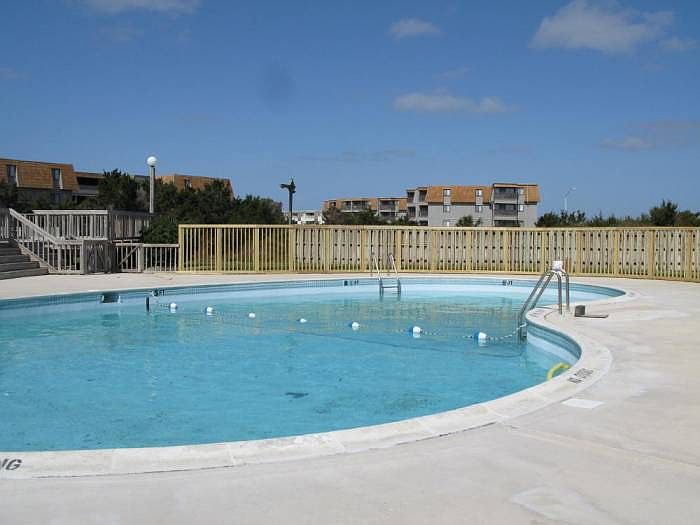 Tar Landing Pool
