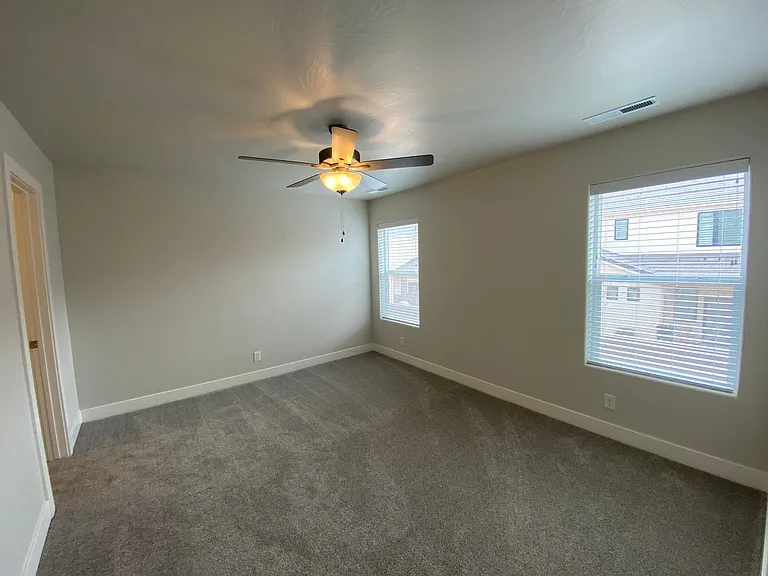 530 E Goldline Dr — Photo 10