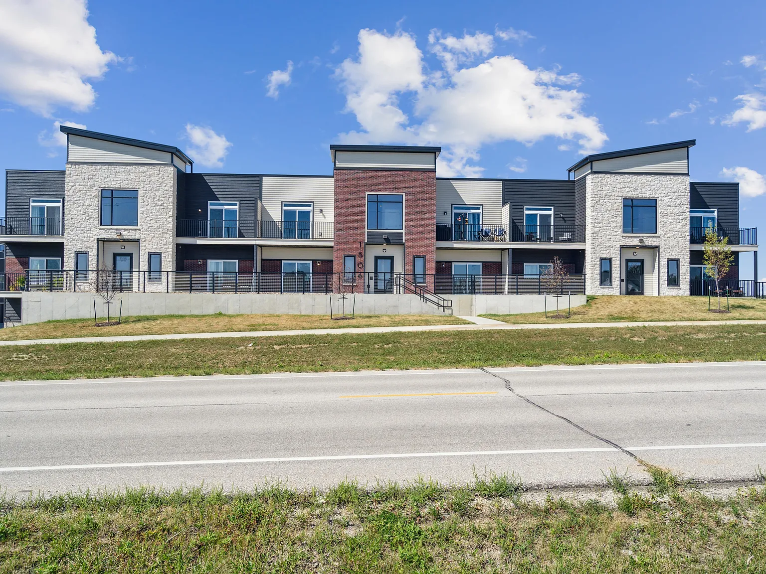 Foxtail Lofts — Photo 3