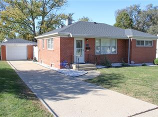 57 1st South Shores Ave, Decatur, IL 62521