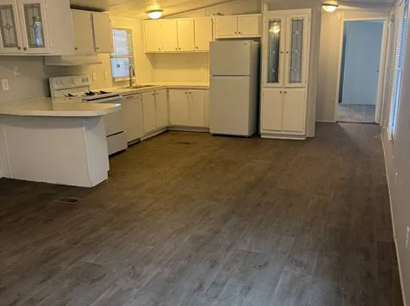 600 E Anderson Rd Trailer 710, Houston, TX 77047