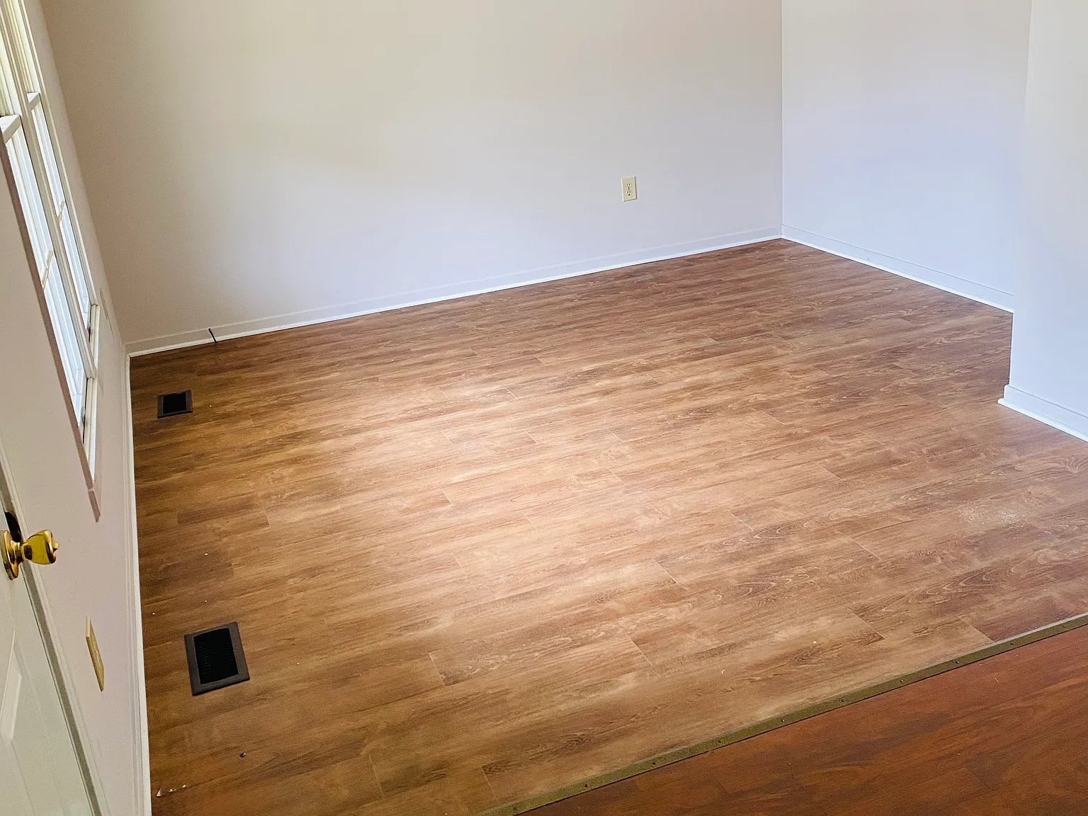 3 bed, 1.5 bath, 1100 sqft, $1,500 — Photo 2