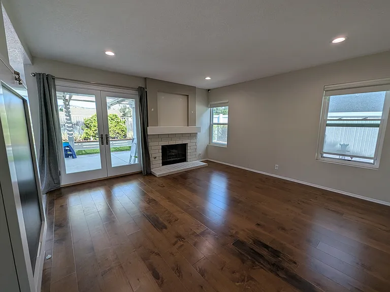 11527 Millbury Ct — Photo 11
