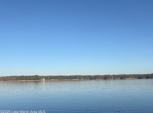 1005 Luannes Way, Alexander City, AL 35010