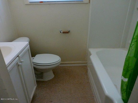 5th image of 5158 Lexington Ave