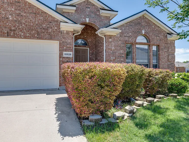 10826 Calderwood Ln — Photo 4