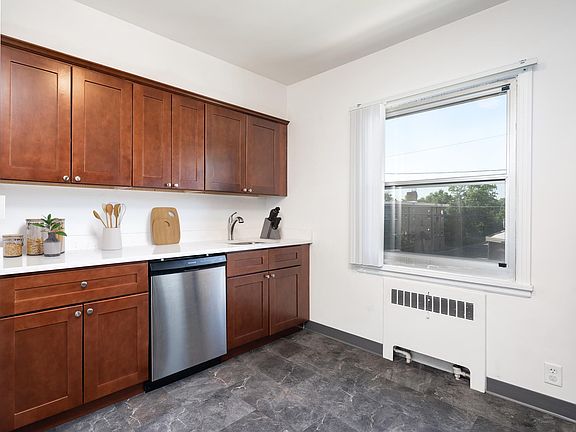4th image of 1136 Randolph Ave #505-3