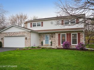 1205 Wilshire Dr, Naperville, IL 60540